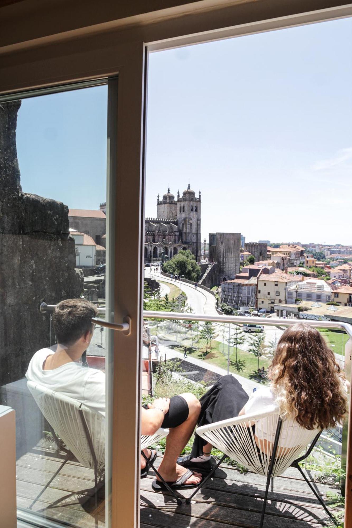 Hostel Onefam Ribeira Porto Zewnętrze zdjęcie