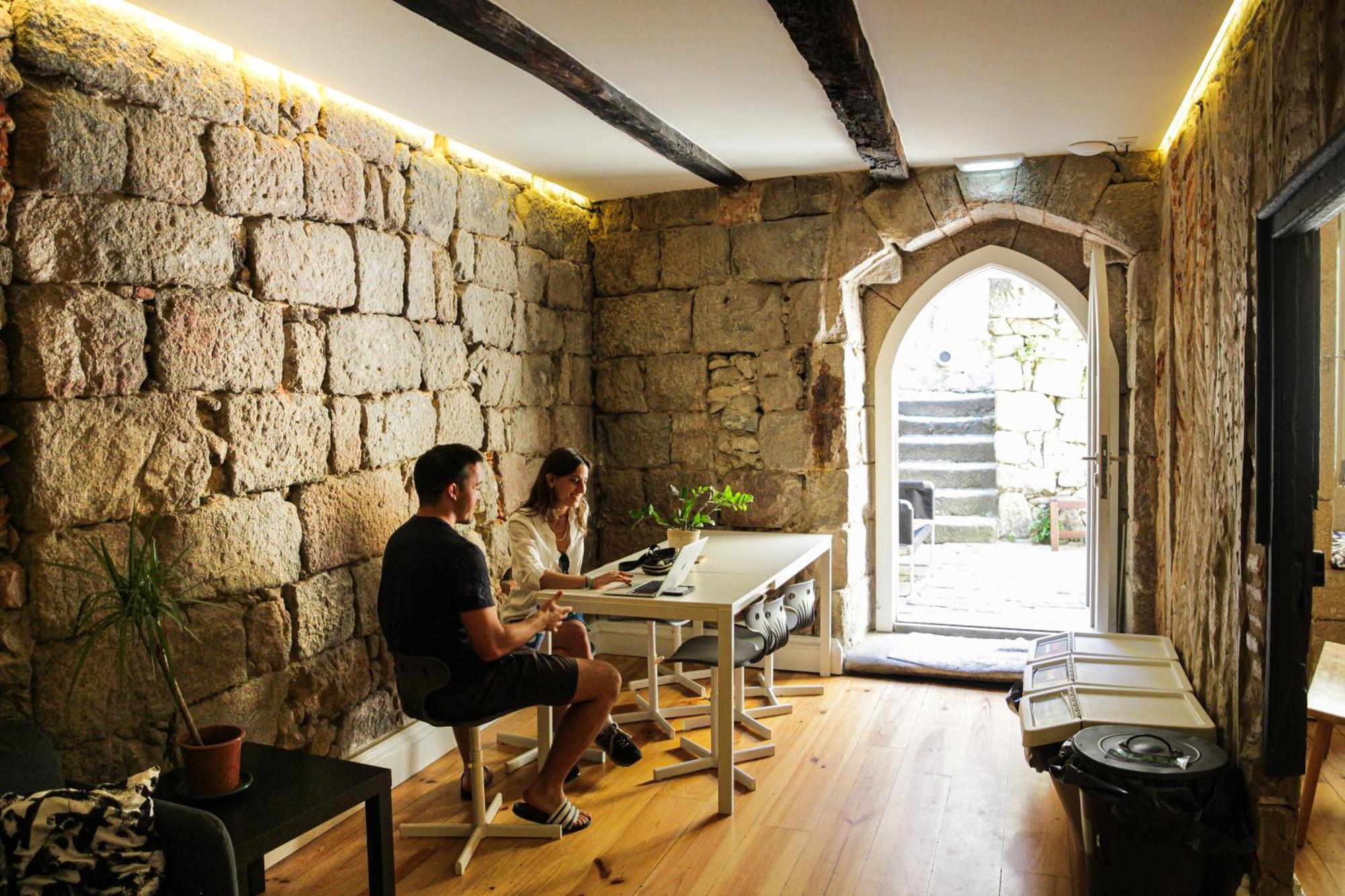 Hostel Onefam Ribeira Porto Zewnętrze zdjęcie