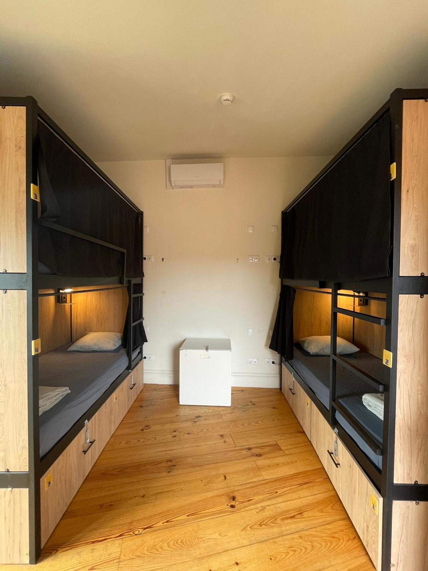 Hostel Onefam Ribeira Porto Zewnętrze zdjęcie